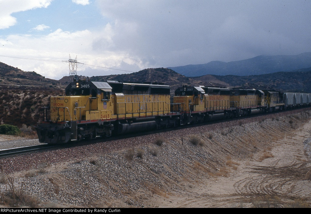 UP 3465 West near Cajon Summit